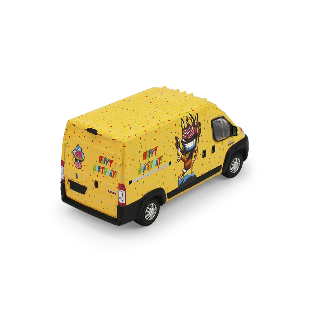 40周年纪念版 - Ram ProMaster 2500厢式车  - “Dead Ted”涂装