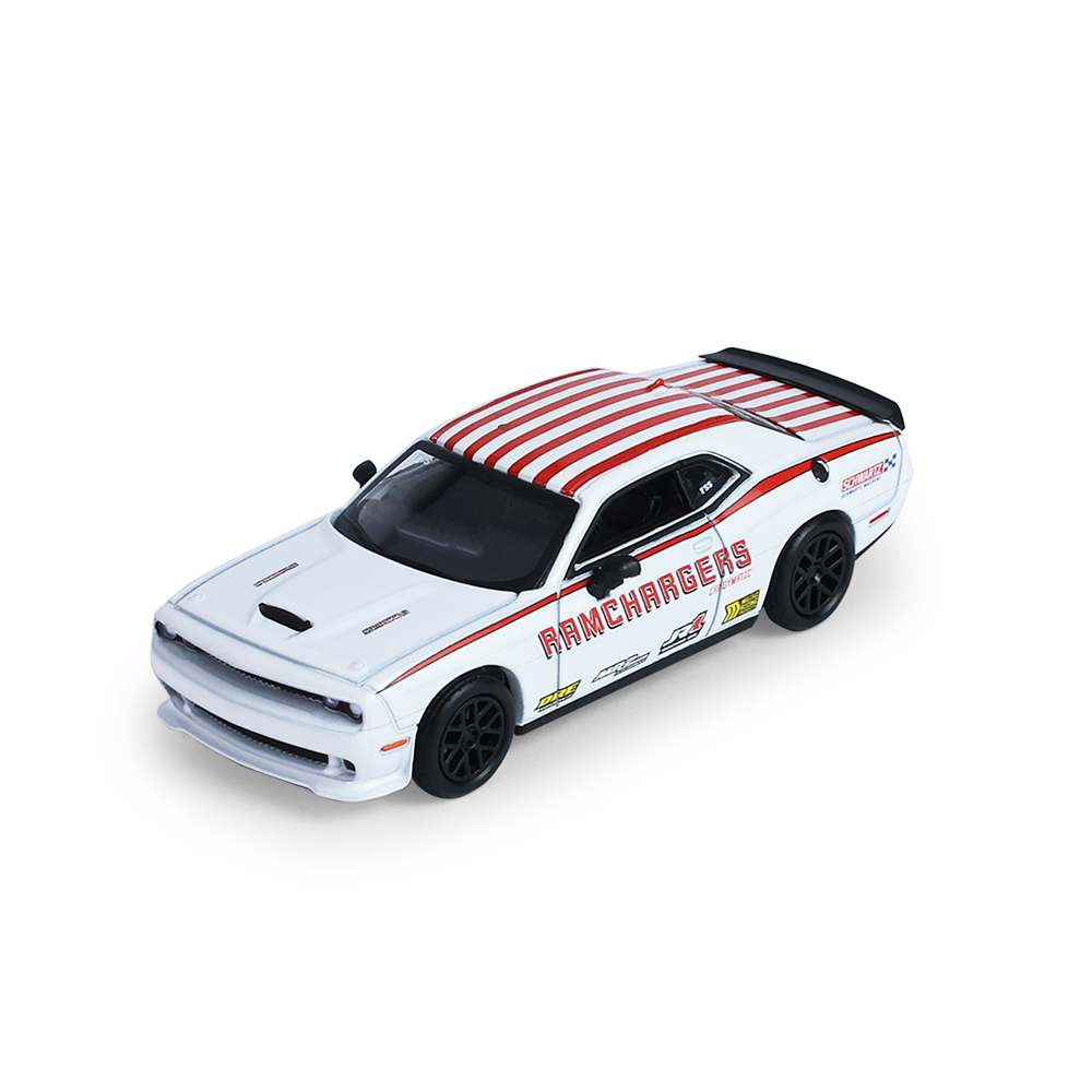 Durango配2016款道奇Challenger SRT Hellcat高性能跑车（含平板运输拖车）