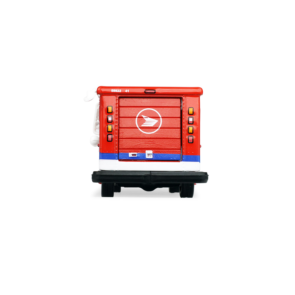 加拿大邮政长效投递车 (LLV) - 配邮筒