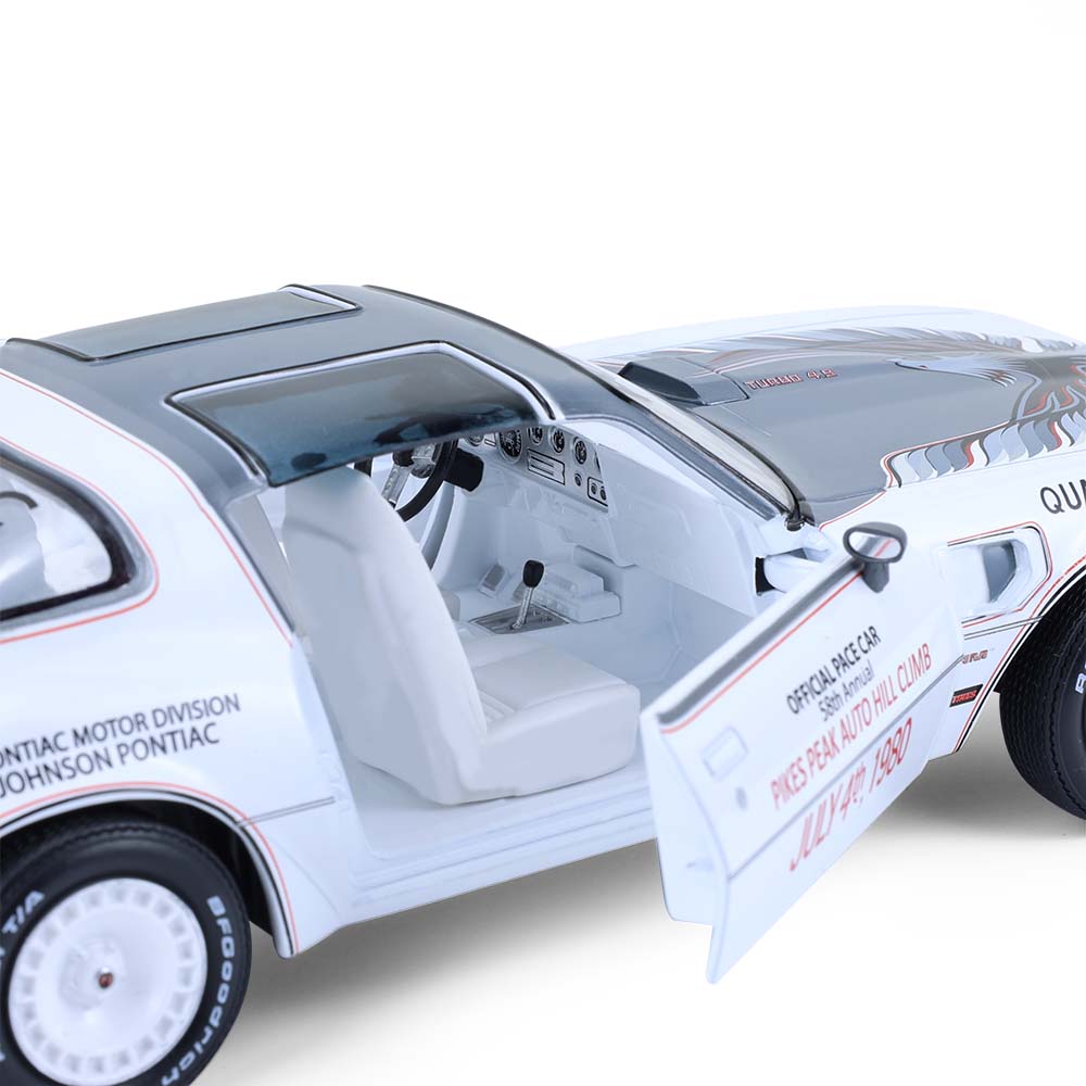 火鸟TransAM - 第58届派克峰国际爬山赛官方领航车