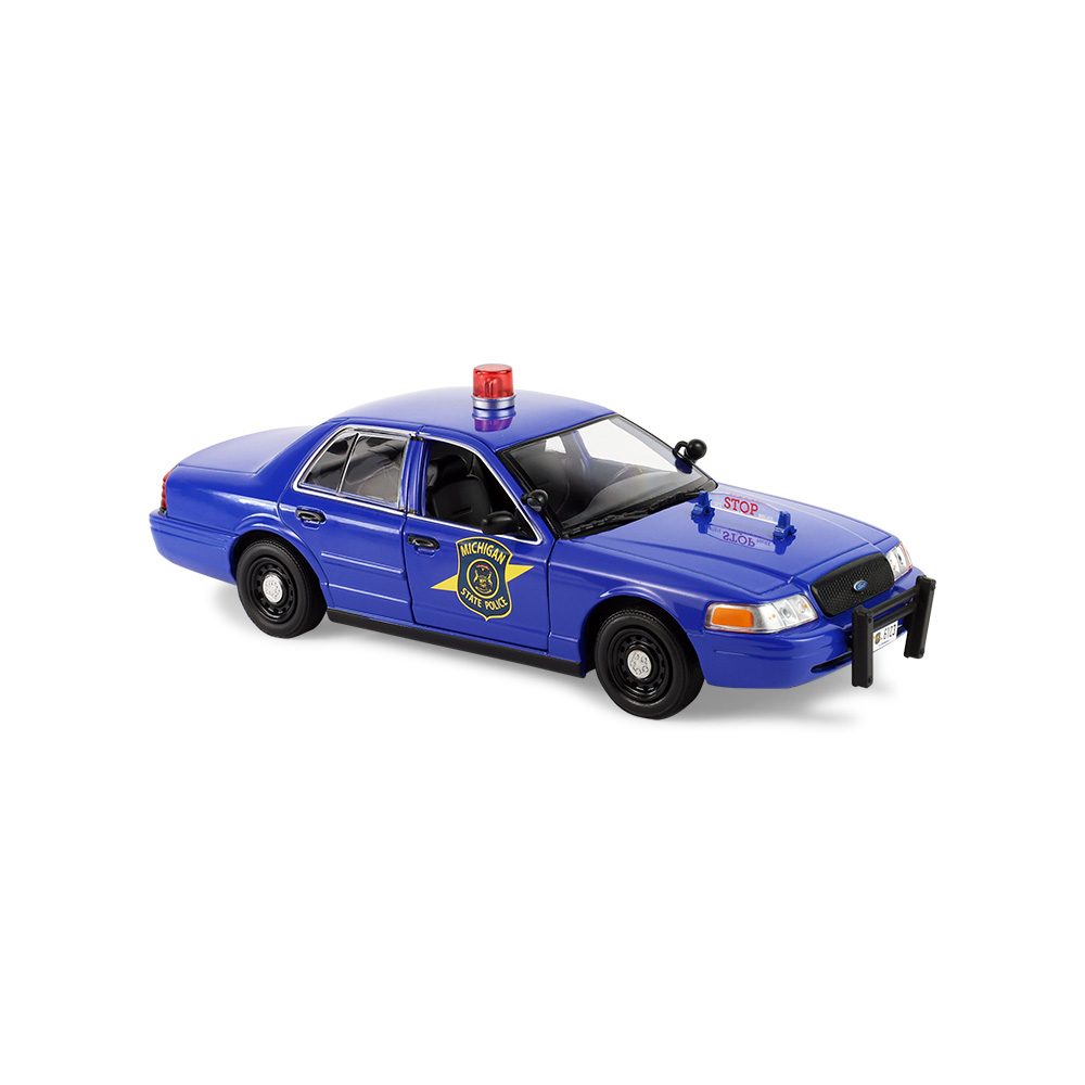 维多利亚皇冠警用拦截车 - 密歇根州警察局