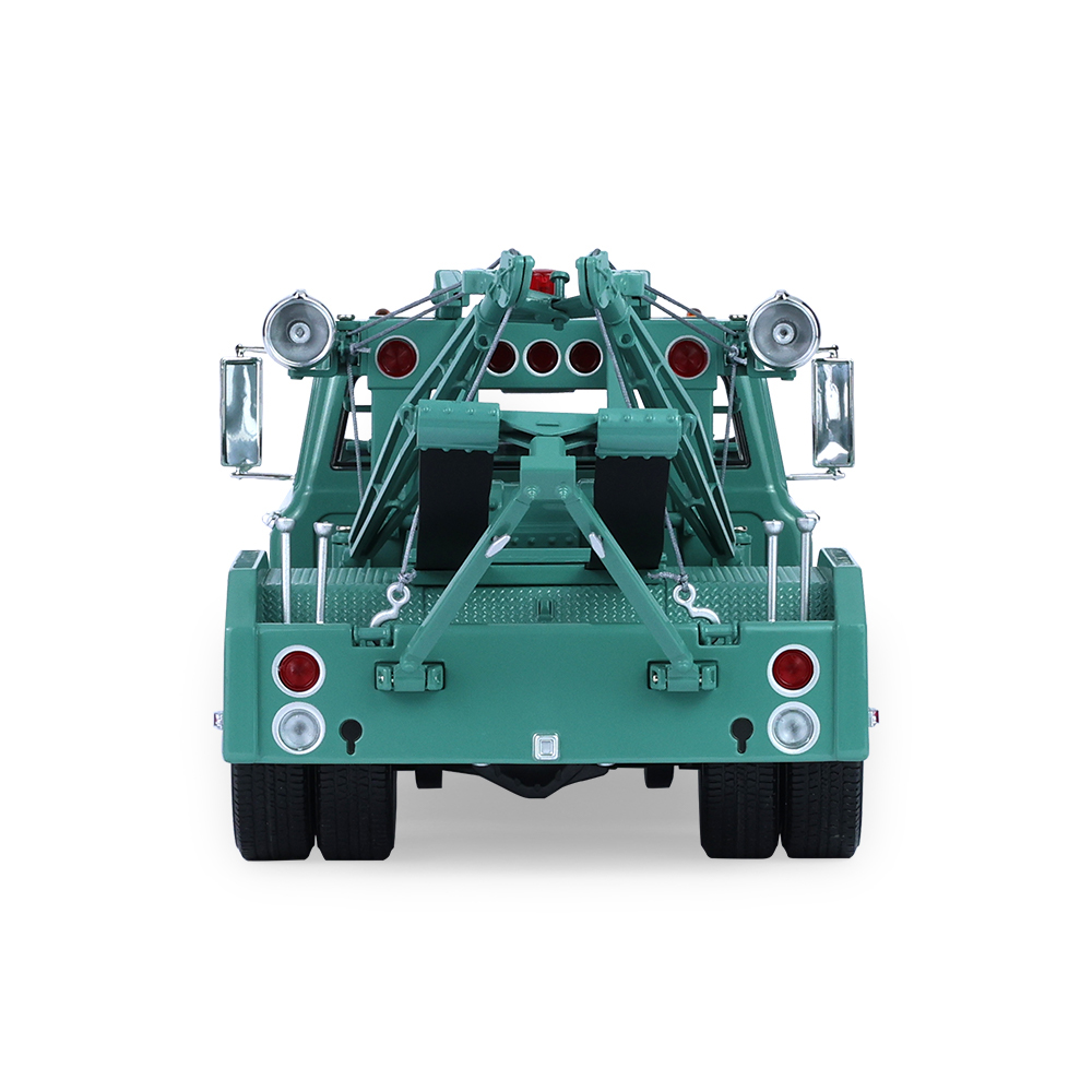 C-30 双后轮救援车 - Holley Speed Shop