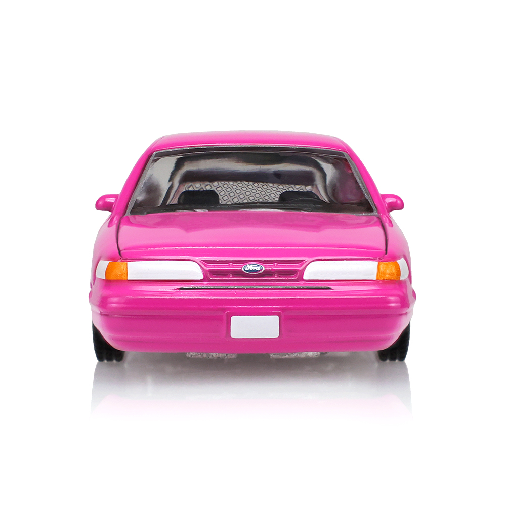 维多利亚皇冠 - 泡泡糖粉