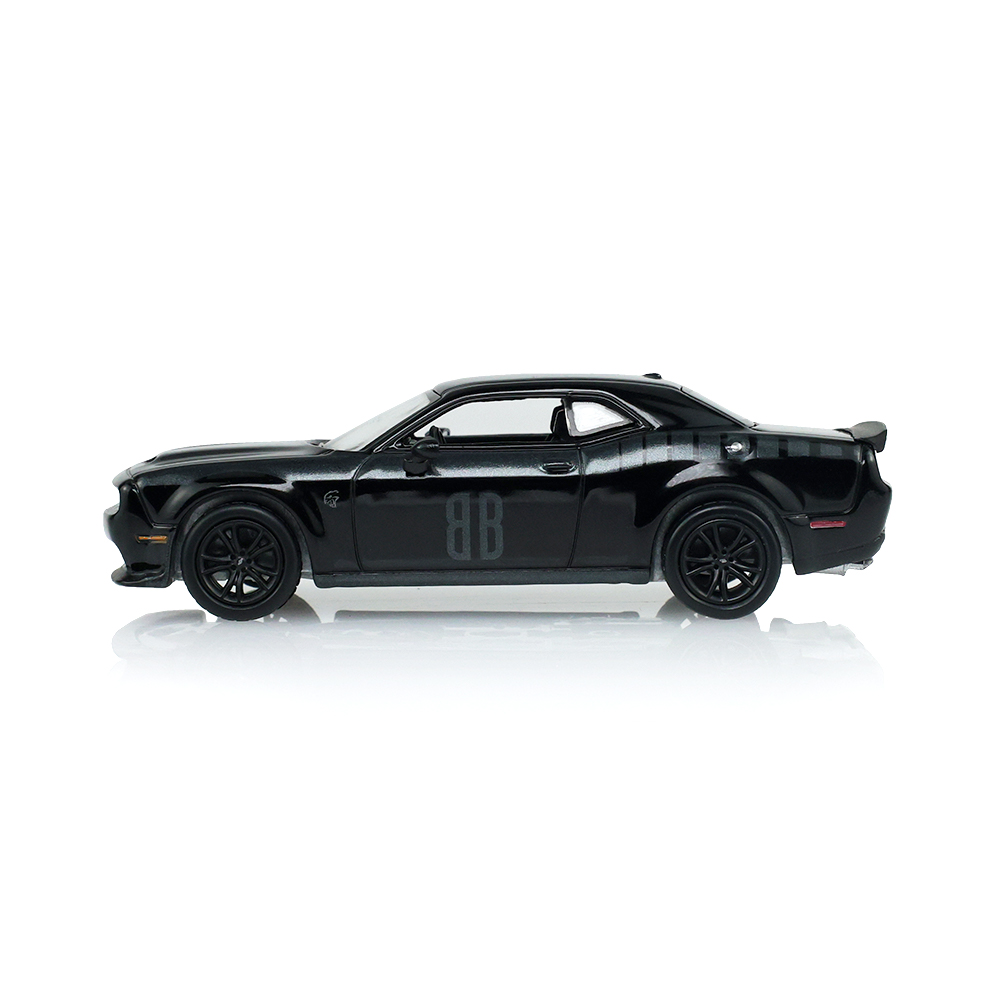 挑战者 SXT Plus 轿跑