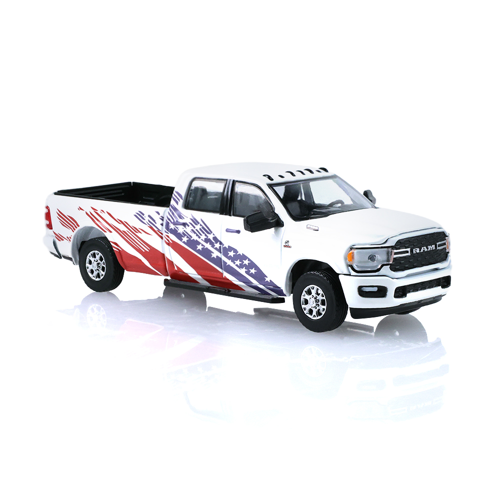 2024款Ram 2500 Laramie搭配2026款Airstream America 250 Edition